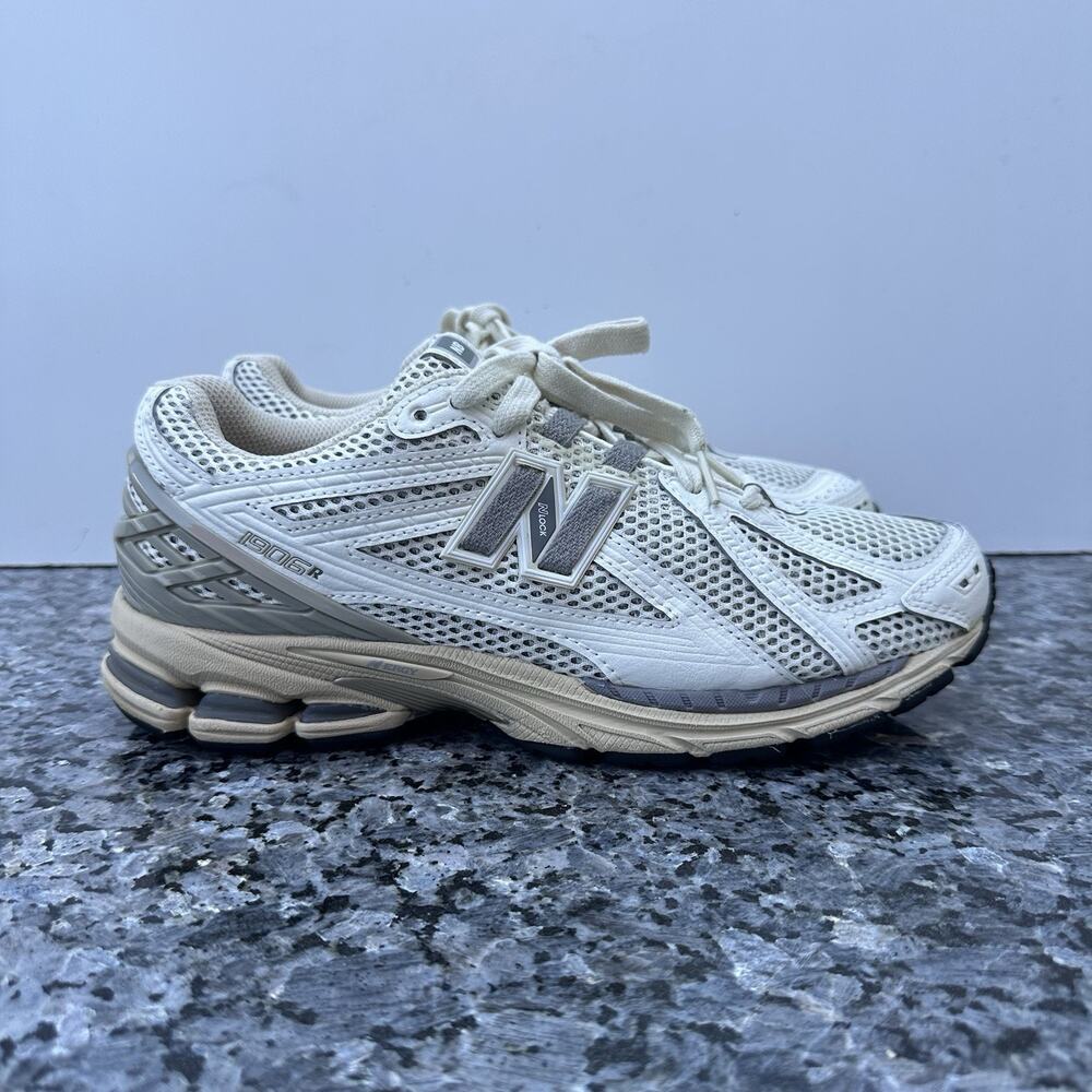 New Balance 1906R White Grey Sea Salt Marblehead M1906RP Men's Size 8.5